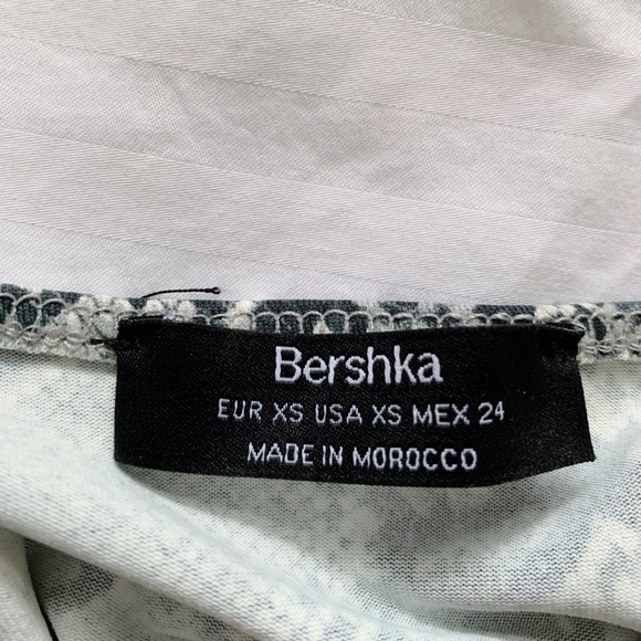 Bershka Bandeau/ Strapless Top (XS) - Picture 3 of 3